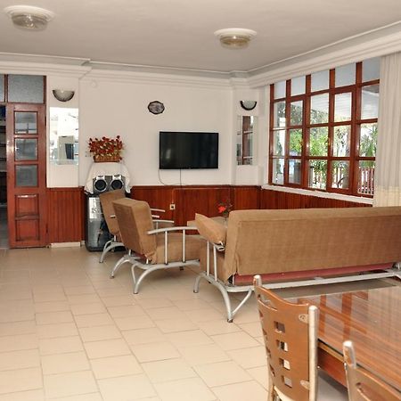 Cemre Otel Antália Exterior foto